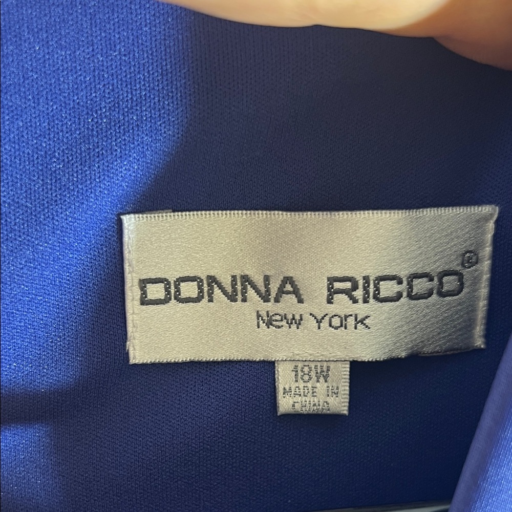 Donna Ricco- Elegant Periwinkle Sleeveless Dress - Picture 4 of 4